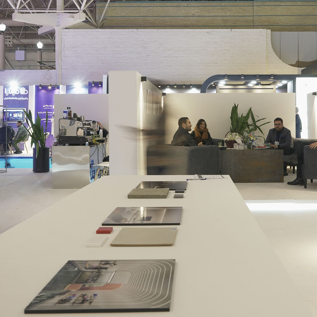 retail show 1404-12.jpg