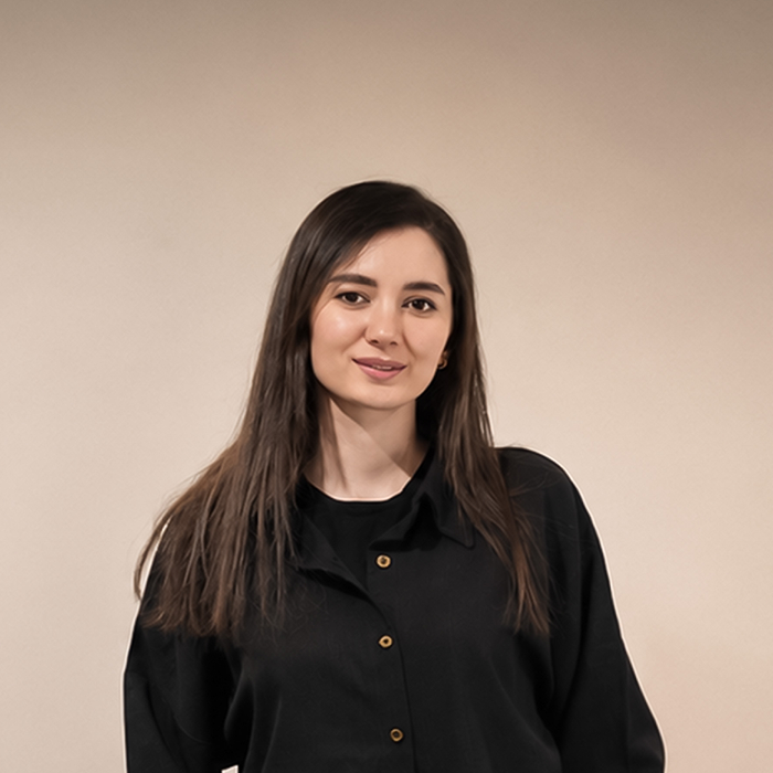 Zahra Karimi